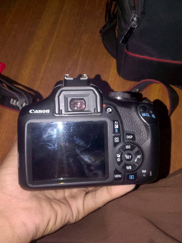 Canon D200 Dual Photo & Video Making Camera 5