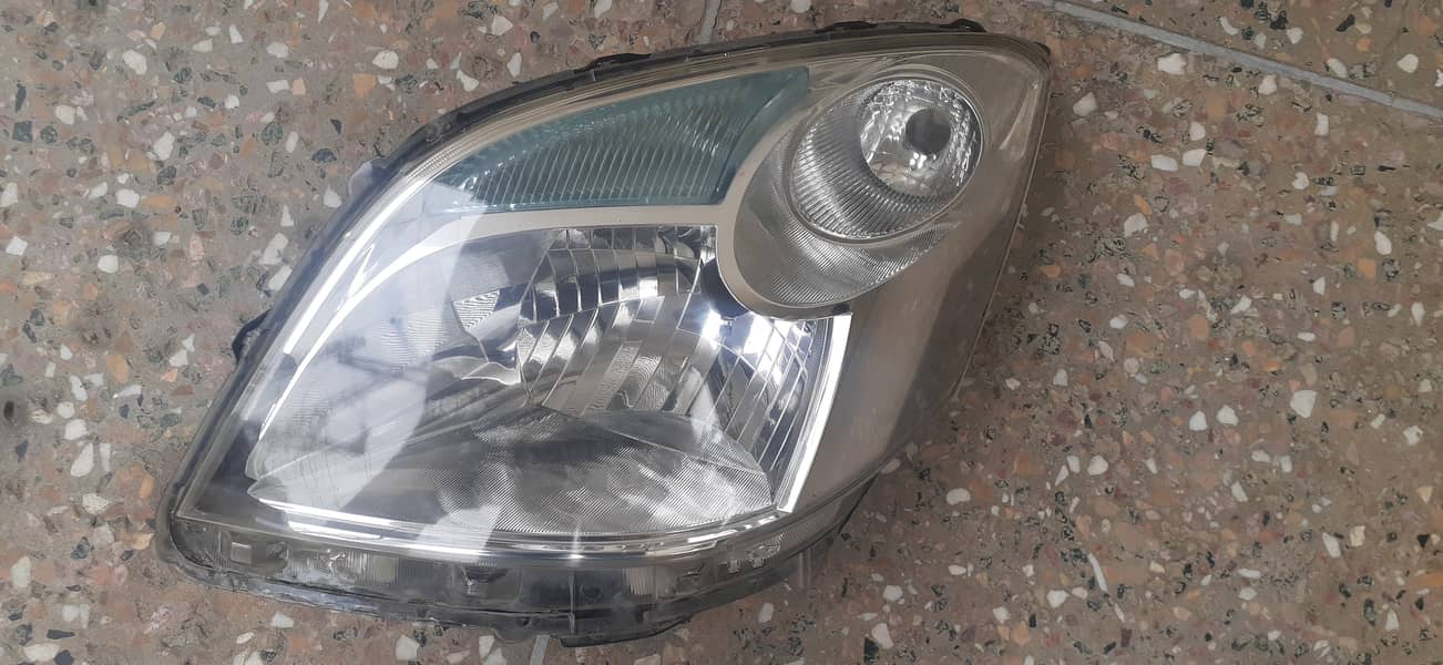 Suzuki Wagan R Head & Back Lights 1