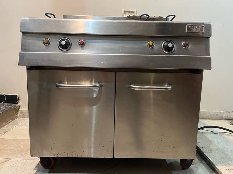 FRYER, HOT PLATE & PIZZA OVEN 5