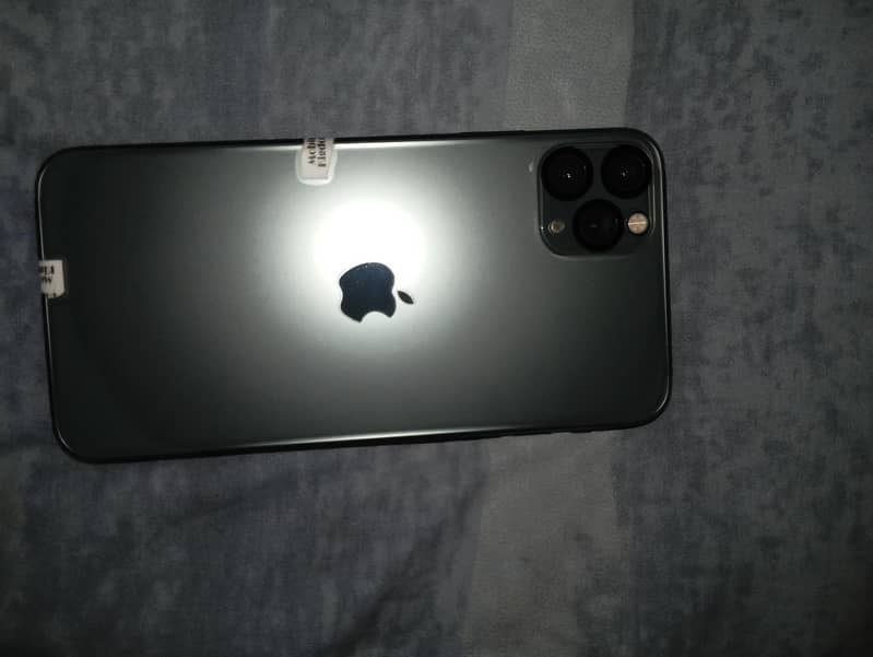 iPhone 11 Pro Max - Top Condition - Best Price! 4