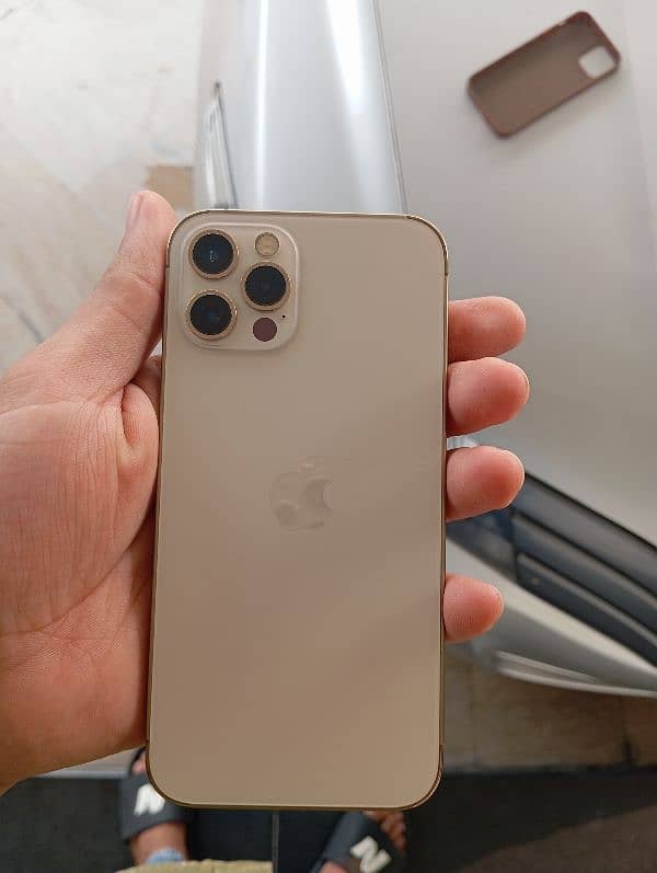 iPhone 12 pro 0