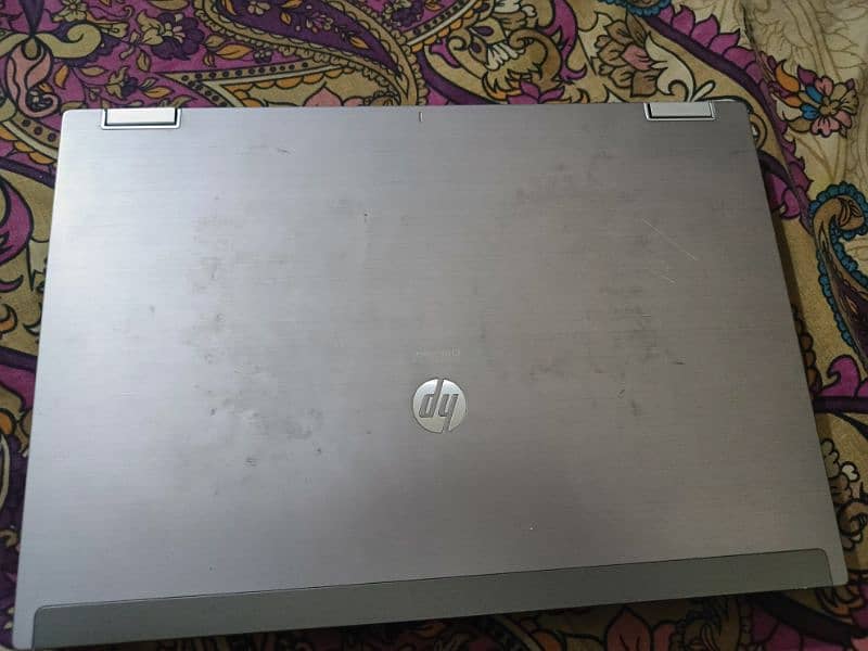 HP Elite book 8440p i5 4GB ram 500 hard disc 5