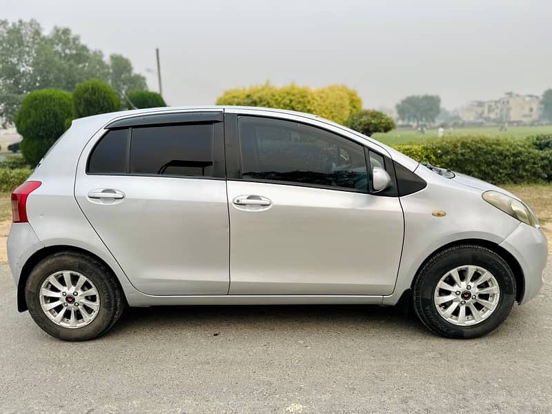 Toyota Vitz 2006 2