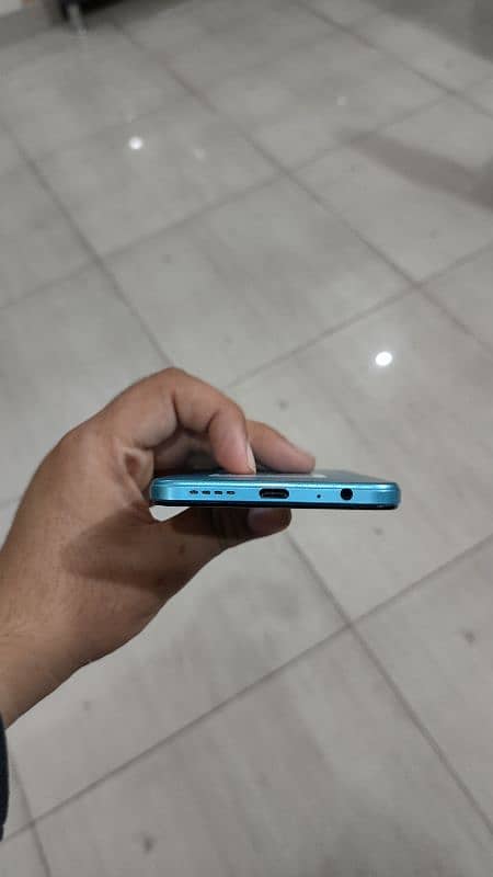 Infinix note 11 used 100 persent original panel original back all ok 6