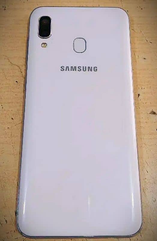 Samsung A30 4/64 2