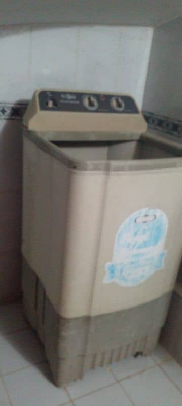 Super Asia SA-255 Rapid Wash Washing Machine in Good Condition 1