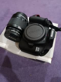 canon 3000 D with lense