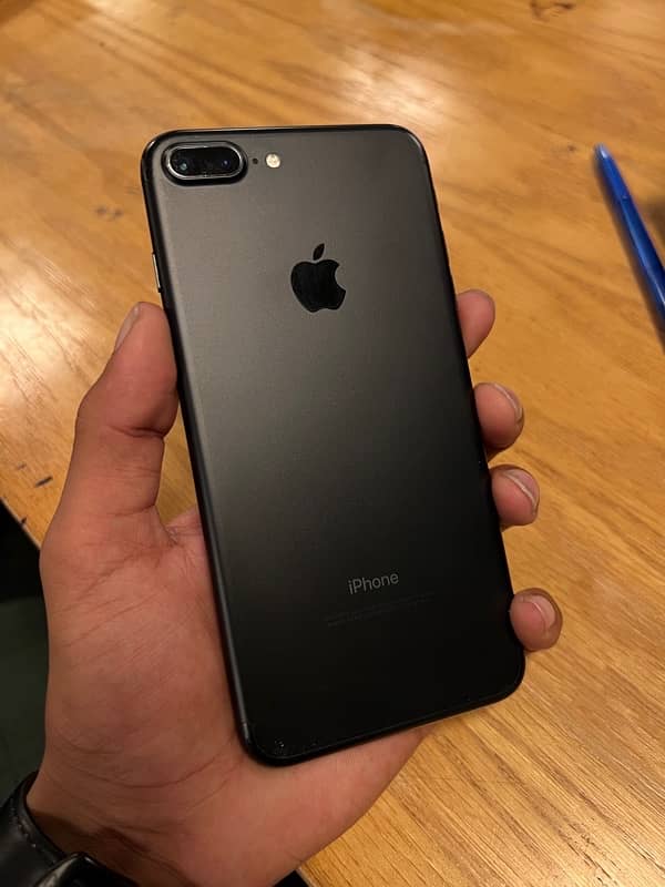 Iphone 7plus 128gb Pta approved 1