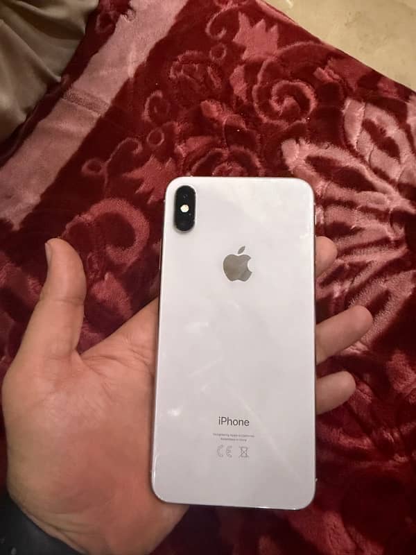 iphone xs max 1