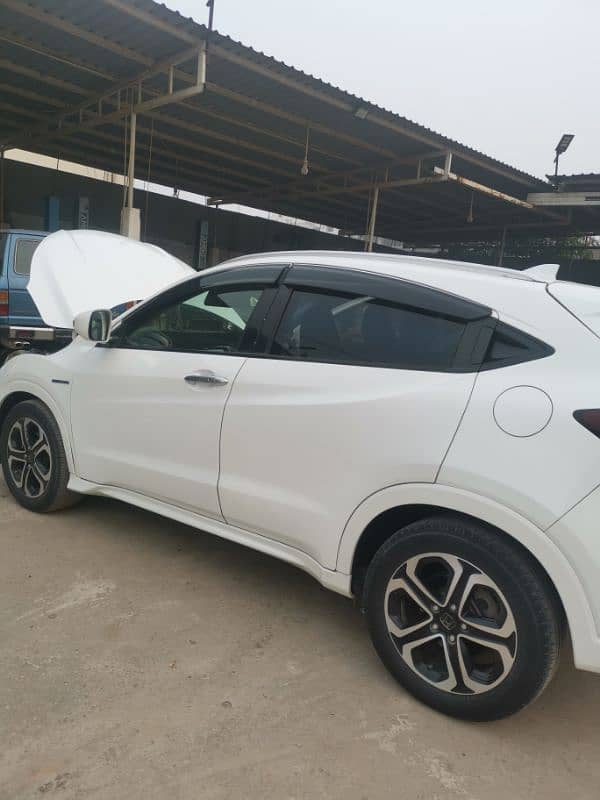 Honda Vezel 2014 1