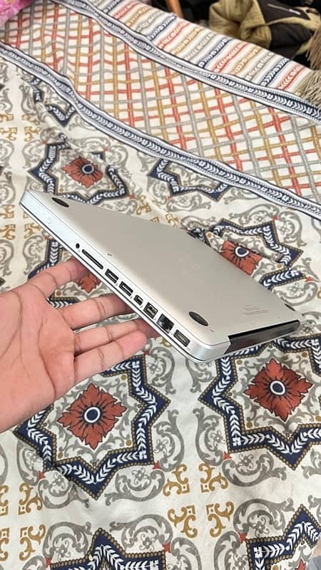 Macbook pro 5