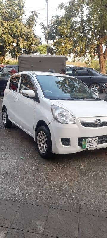 Daihatsu Mira 2012 3