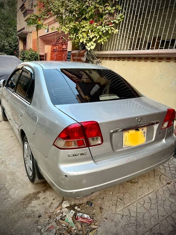 Honda Civic EXi 2004 1