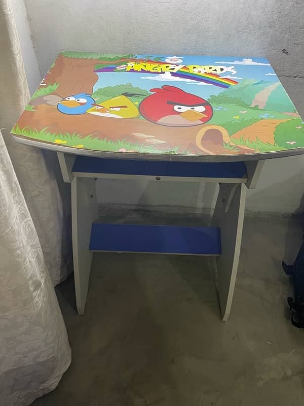 angry bird table chair 2