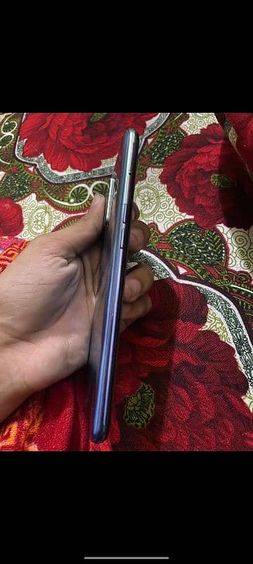 Oppo F19 Condition 10 by 9.5 3