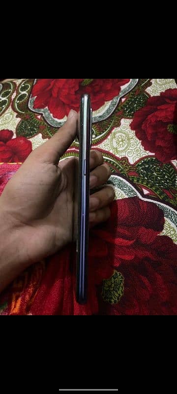 Oppo F19 Condition 10 by 9.5 4