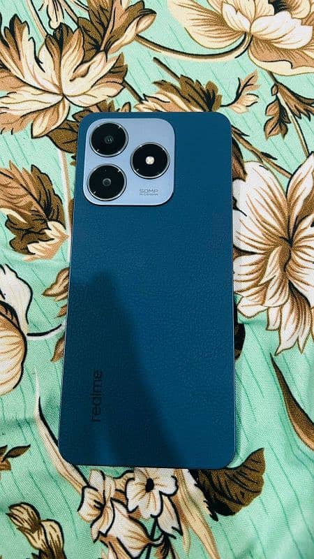 realme c63 1