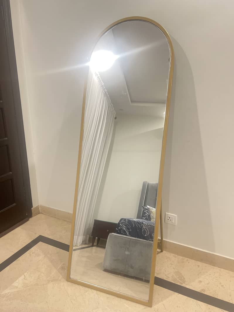 Standing Mirror 0