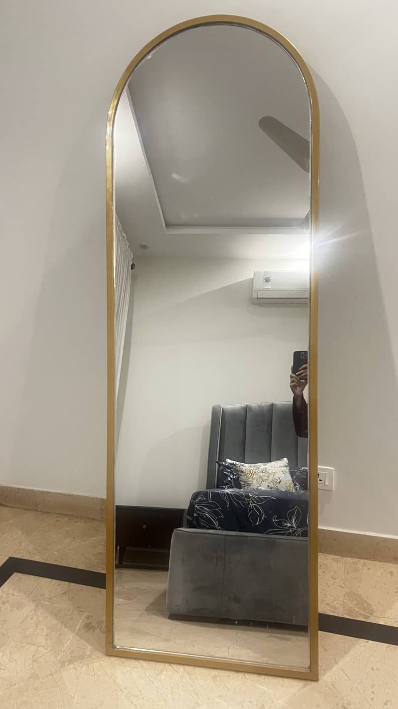 Standing Mirror 2