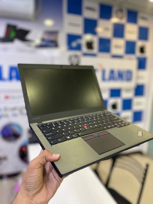 Lenovo x260 8