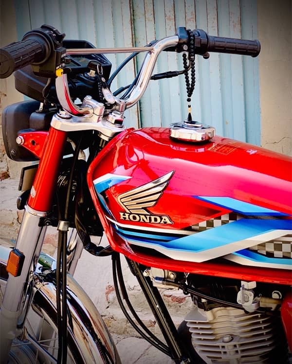 Honda 125 /24 Modal 1