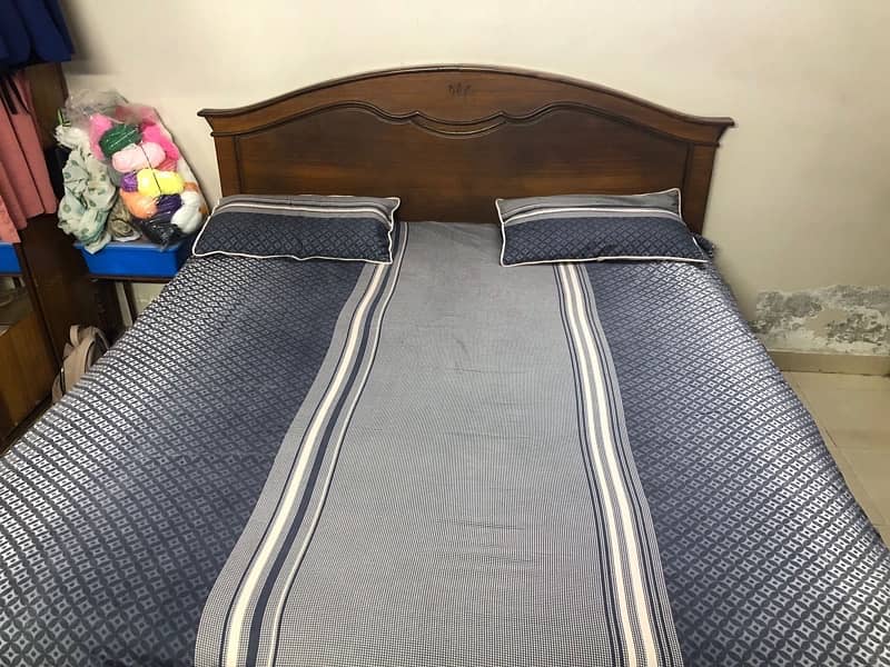 king size bed and Chester for sale 6