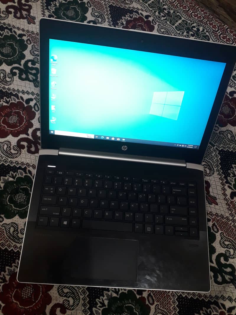 Hp-probook genr 8 i5. . 8/256 2