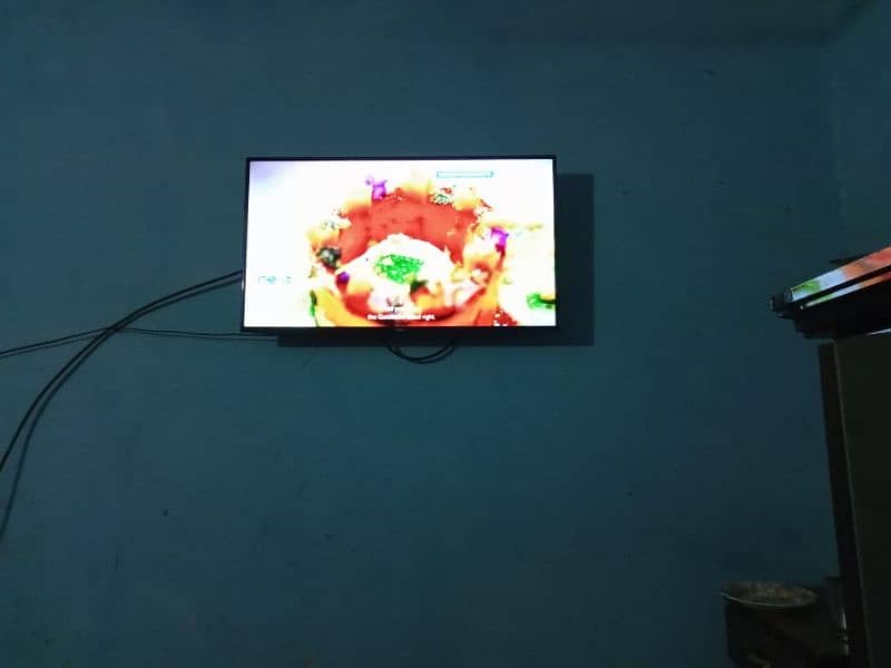 Haier LCD 43 inch 4