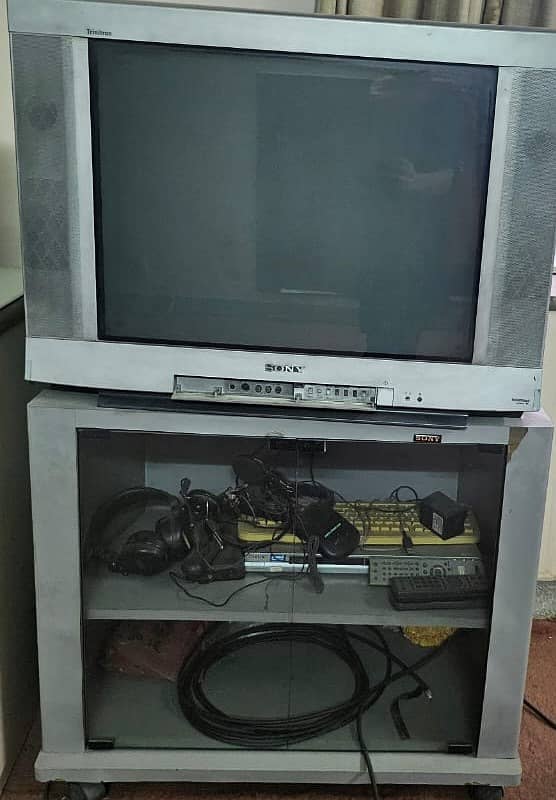 Original Sony Television Tv Trinitron Picture in Picture with Trolley 0