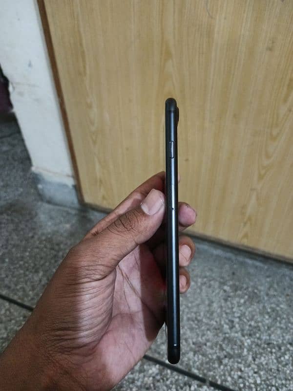 i phone 7plus PTA with box 32Gb Sell/Exchange 1