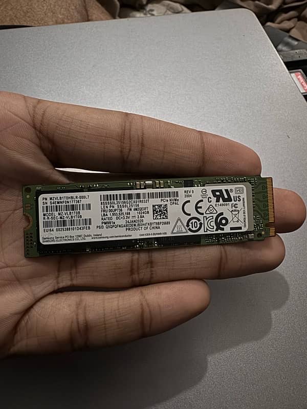 Samsung NVME 1tb 0