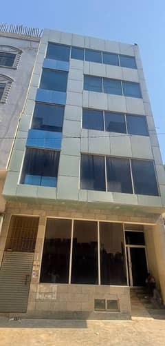 Dha Ph 5 | Saba Com Aera | BrandNew 1000 Sqft Comm Floor For Rent | 40 Ft Wide Street Front Entrance | All Around Banks, Food Chain | Ideal For Media House, Software House, Call Center | Walking Distance To SeaView