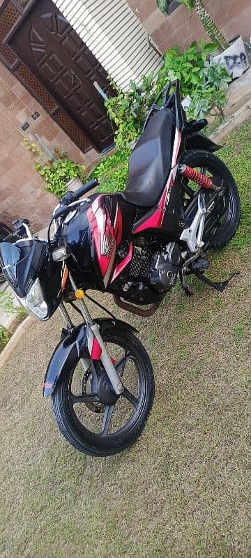 Honda CB 150 model 2017 0