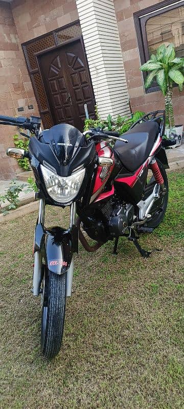 Honda CB 150 model 2017 9