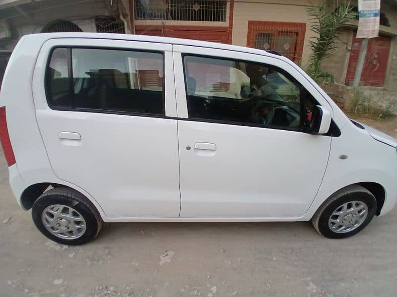 Suzuki Wagon R 2019 1