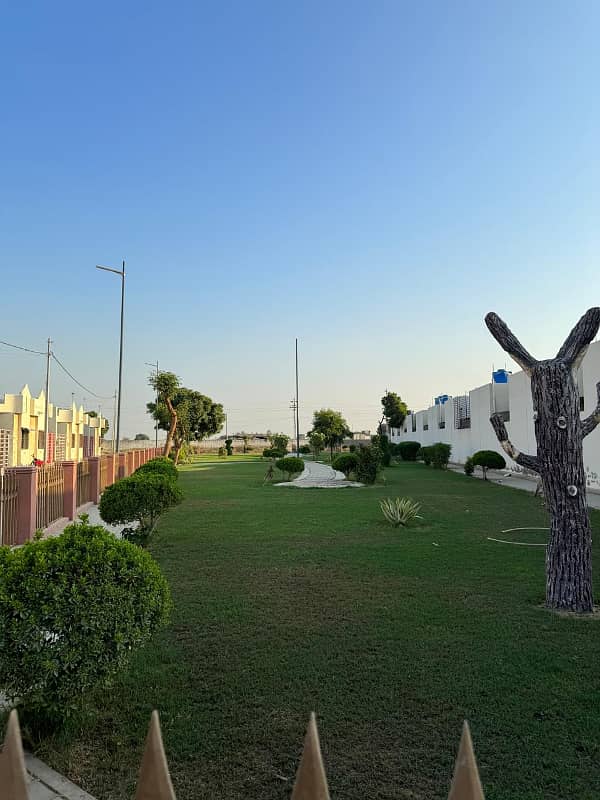 Falaknaz villas 120 sq yards Plot For Sale 2