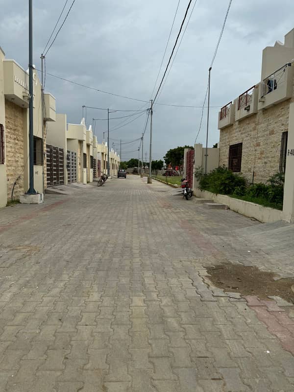 Falaknaz villas 120 sq yards Plot For Sale 23