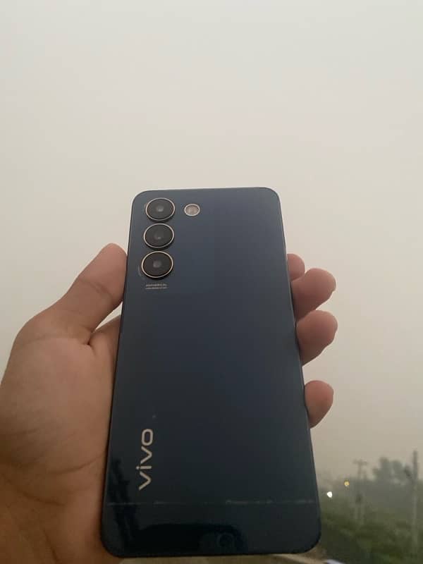 vivo y100 0