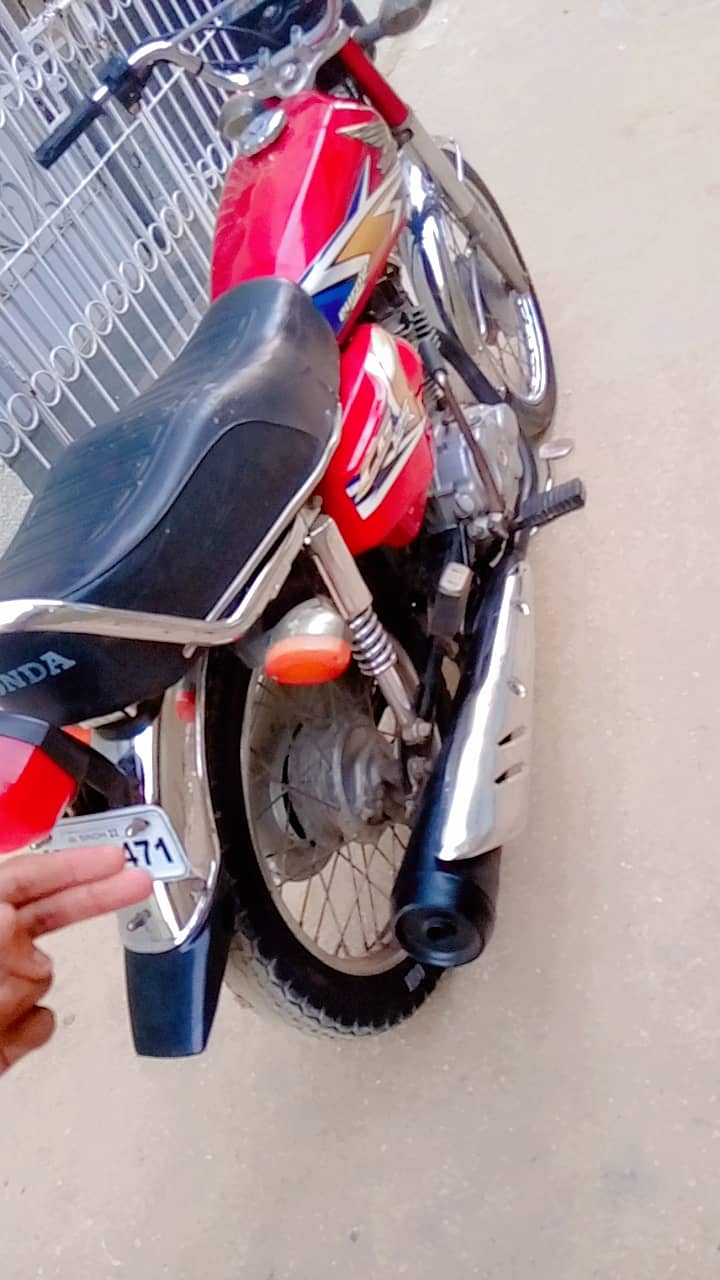 Honda CG 125 2020 karachi 8