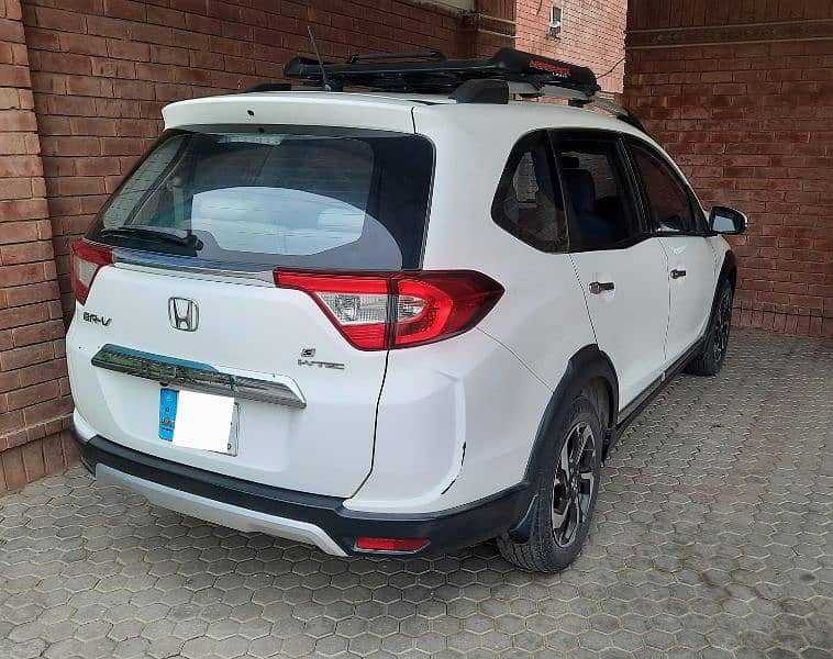 Honda BRV i-VTEC-S 2018 4