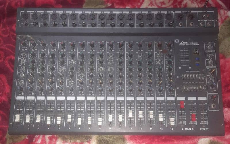 LANE STEREO POWERED MIXER 1