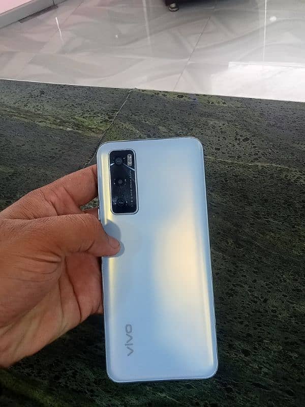 vivo v20SE 1