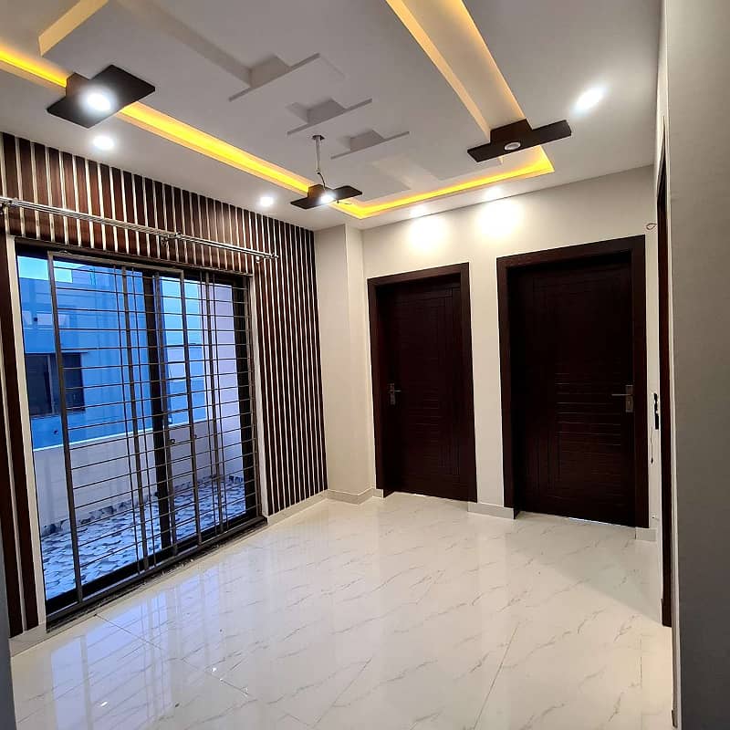 8 MARLA BEAUTIFUL HOUSE AVAILABLE FOR RENT IN DHA RAHBER 11 9