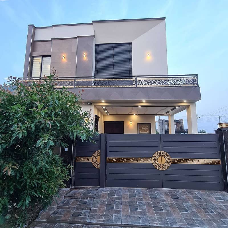 8 MARLA BEAUTIFUL HOUSE AVAILABLE FOR RENT IN DHA RAHBER 11 14