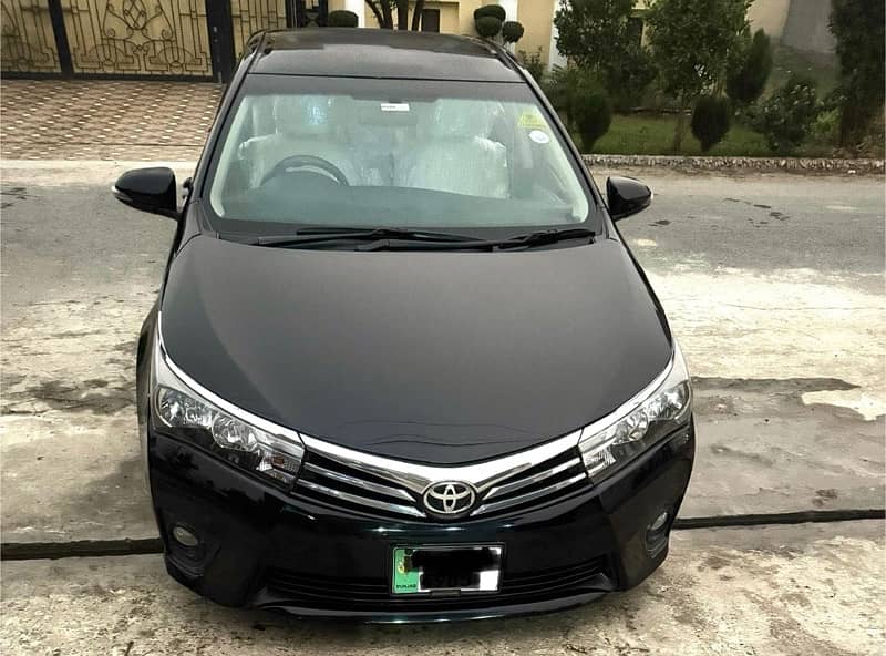 Toyota Altis Grande 2016 1