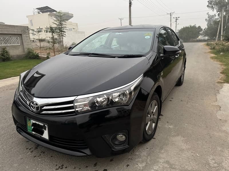 Toyota Altis Grande 2016 4