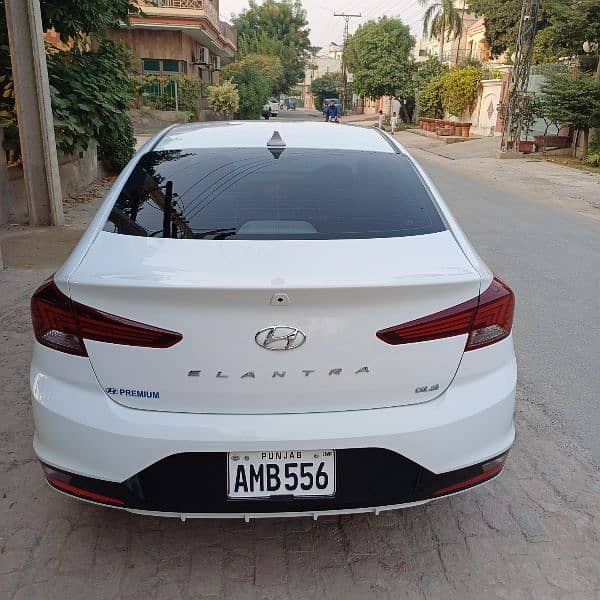 Hyundai Elantra GLS 2022 11