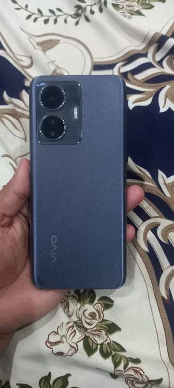 Vivo y55 with full box 1