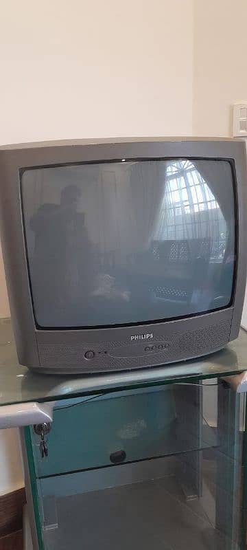 Used 21" Philips TV plus New Glass Trolly 1