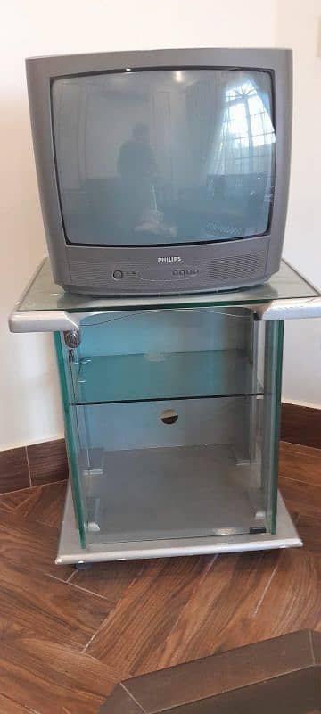 Used 21" Philips TV plus New Glass Trolly 2